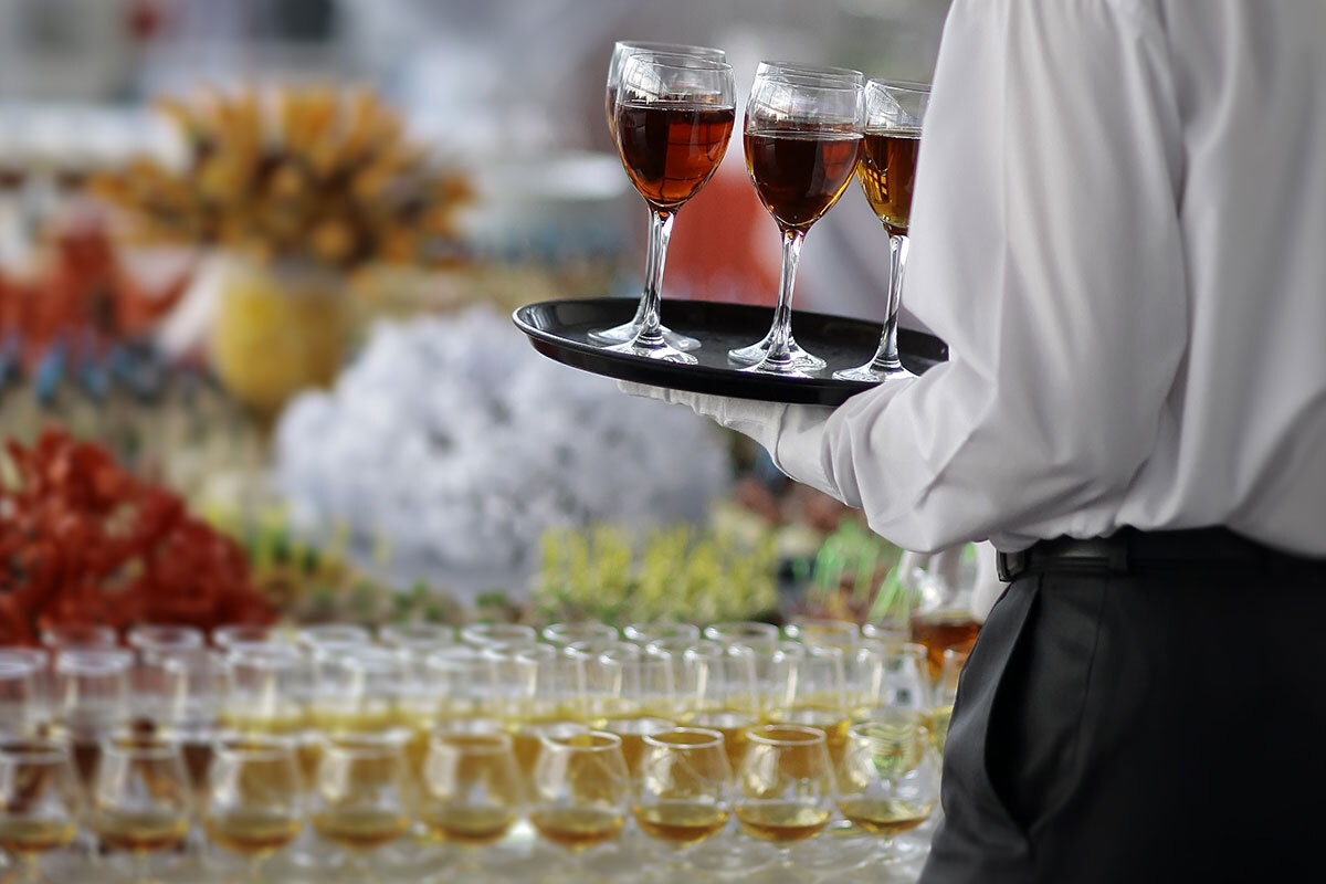 banquet-server